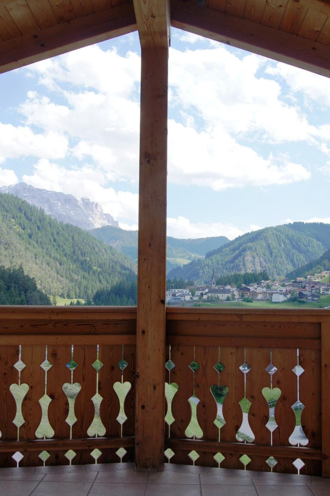 Piculin Alpin Apartments San Martino in Badia Exterior foto